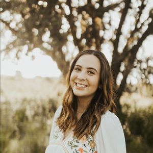 Meet your Posher, Monica